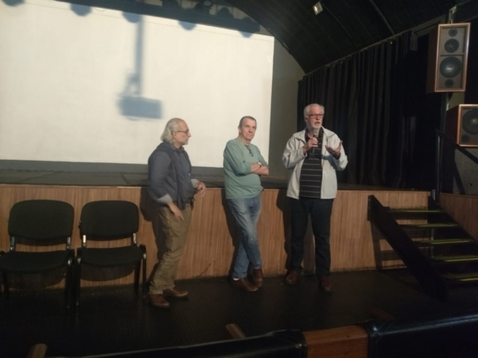 Alcir Pécora, coordenador do IdEA, Carlos Vogt, presidente do Conselho do IdEA, e Ugo Giorgetti, cineasta